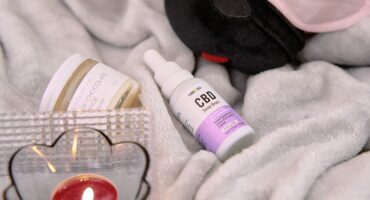 CBD Oil Toronto | Buy CBD Oil & Get 1–3 Day Shipping